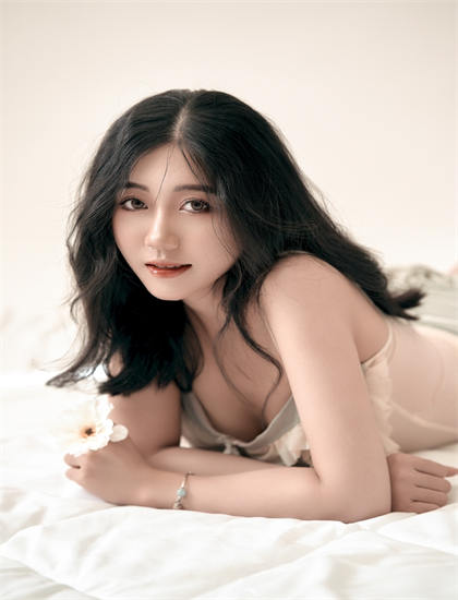 文化解读《消除他的过去》：探索文化的传统元素与现代诠释 理解文化认同的建构过程